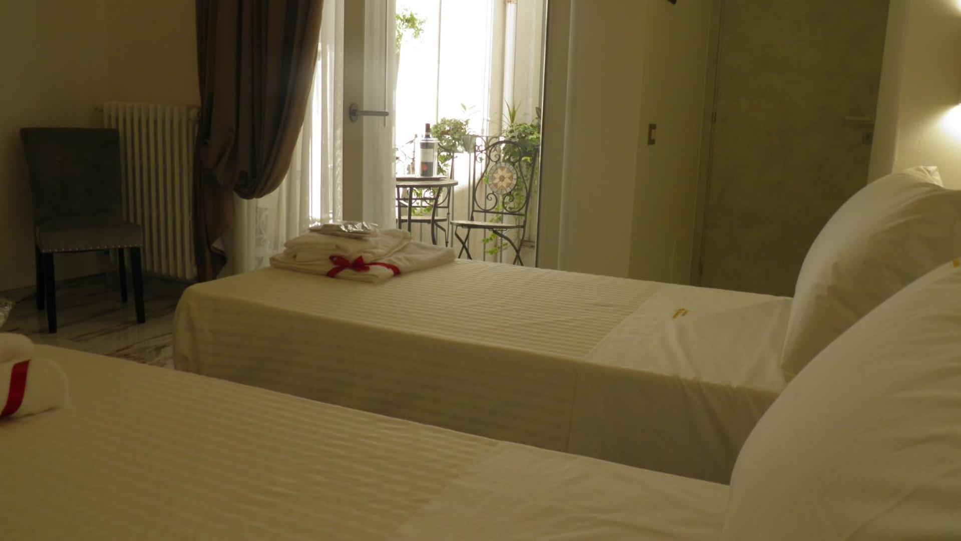 レッチェ La Dimora Di Re Idomeneo Bed & Breakfast エクステリア 写真