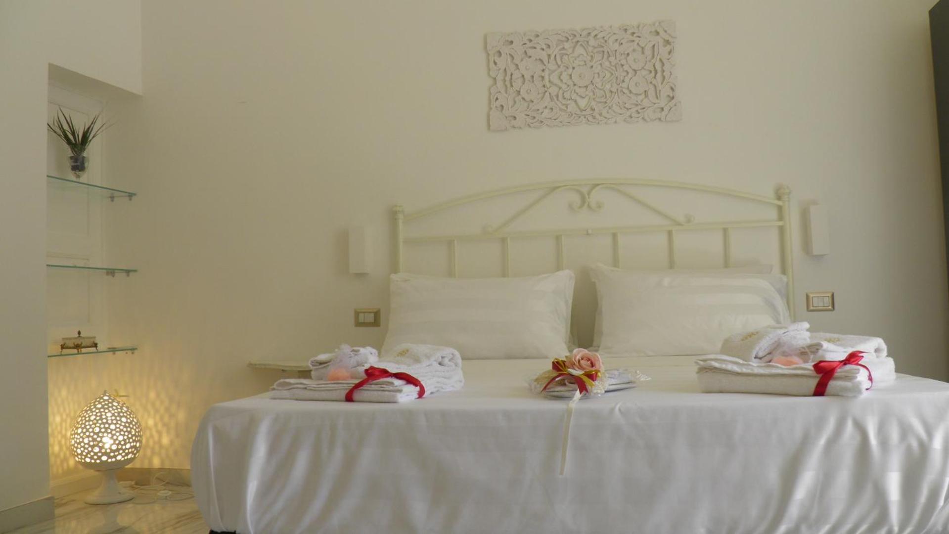 レッチェ La Dimora Di Re Idomeneo Bed & Breakfast エクステリア 写真